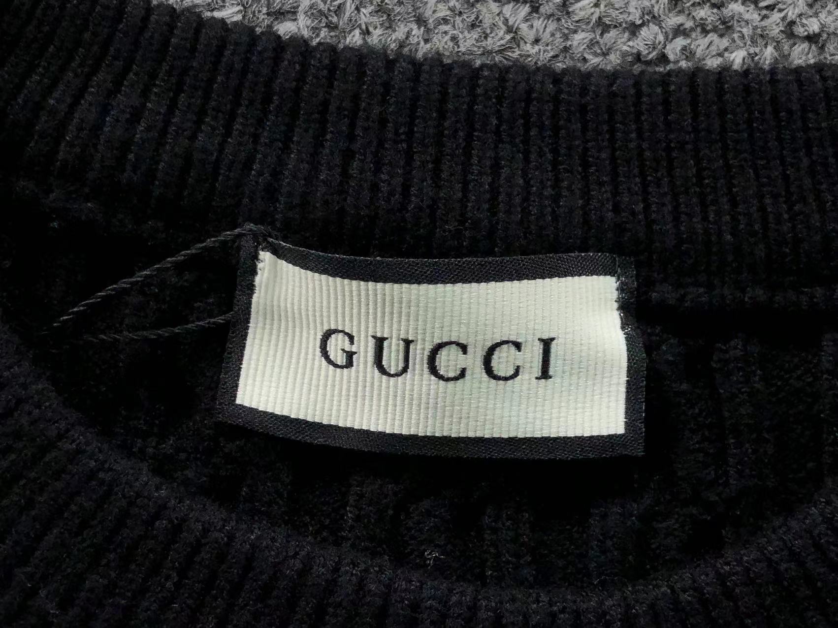 GG - SWEATER