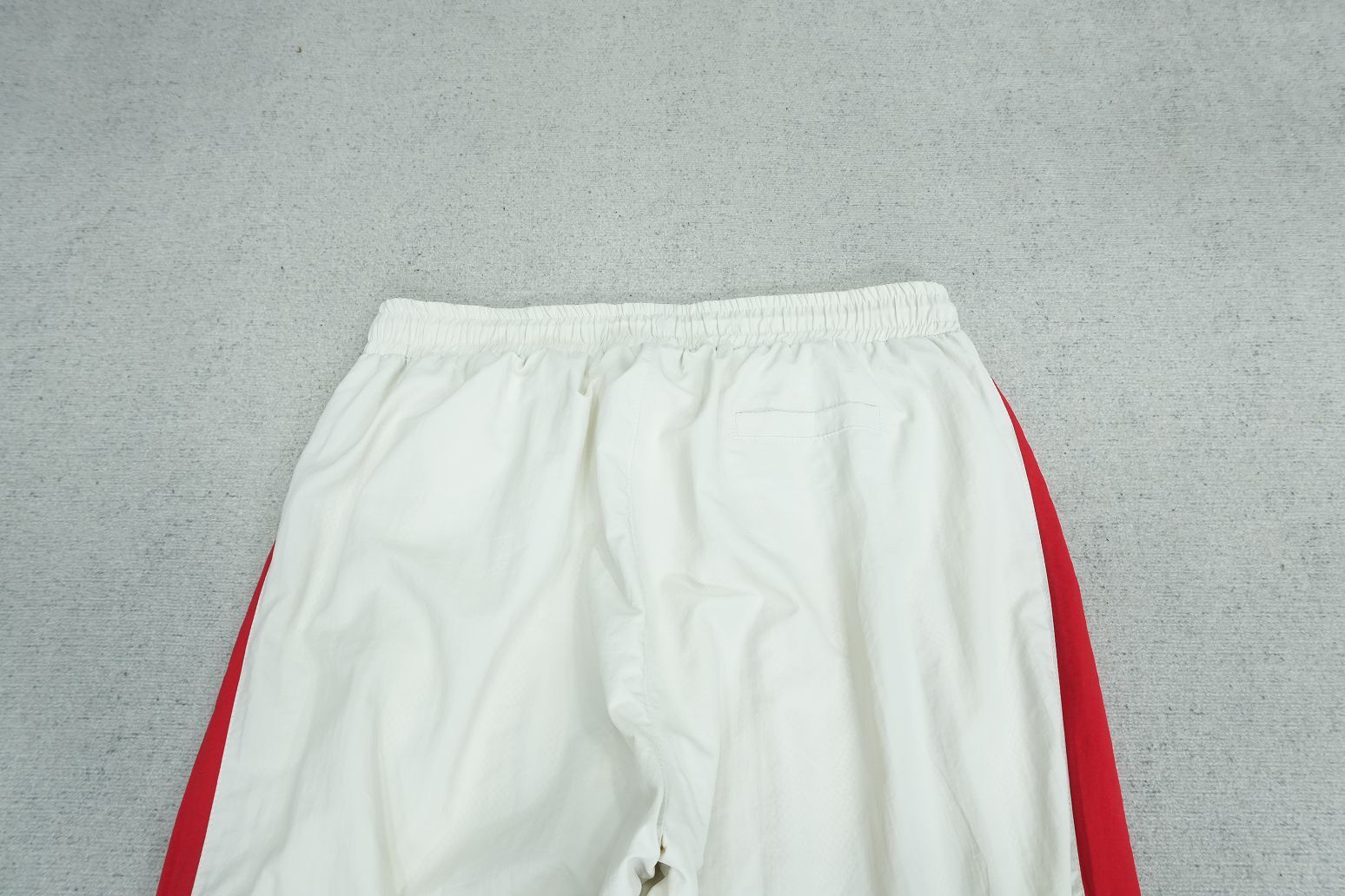 C - SWEATPANTS