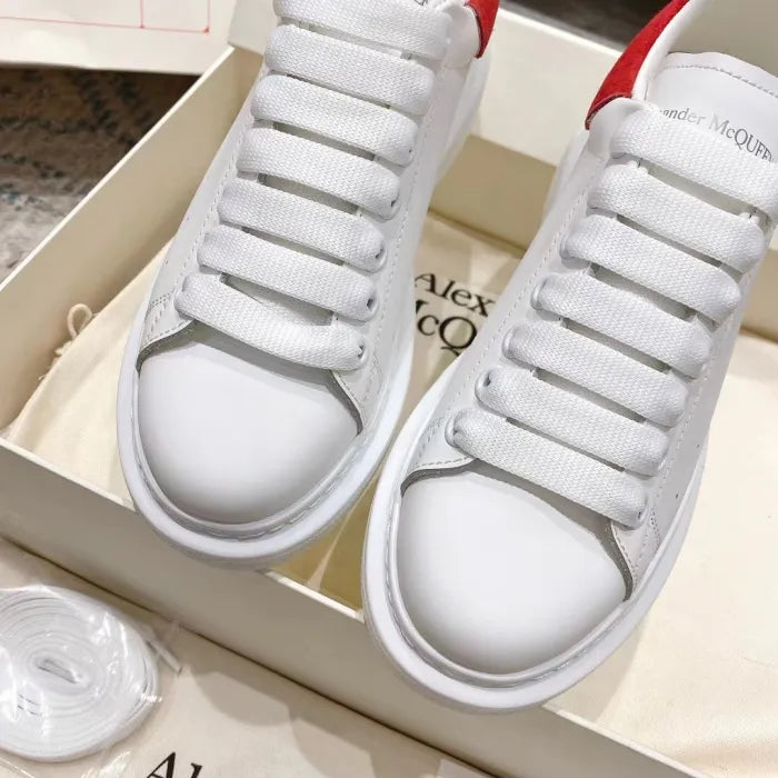 A - SNEAKERS