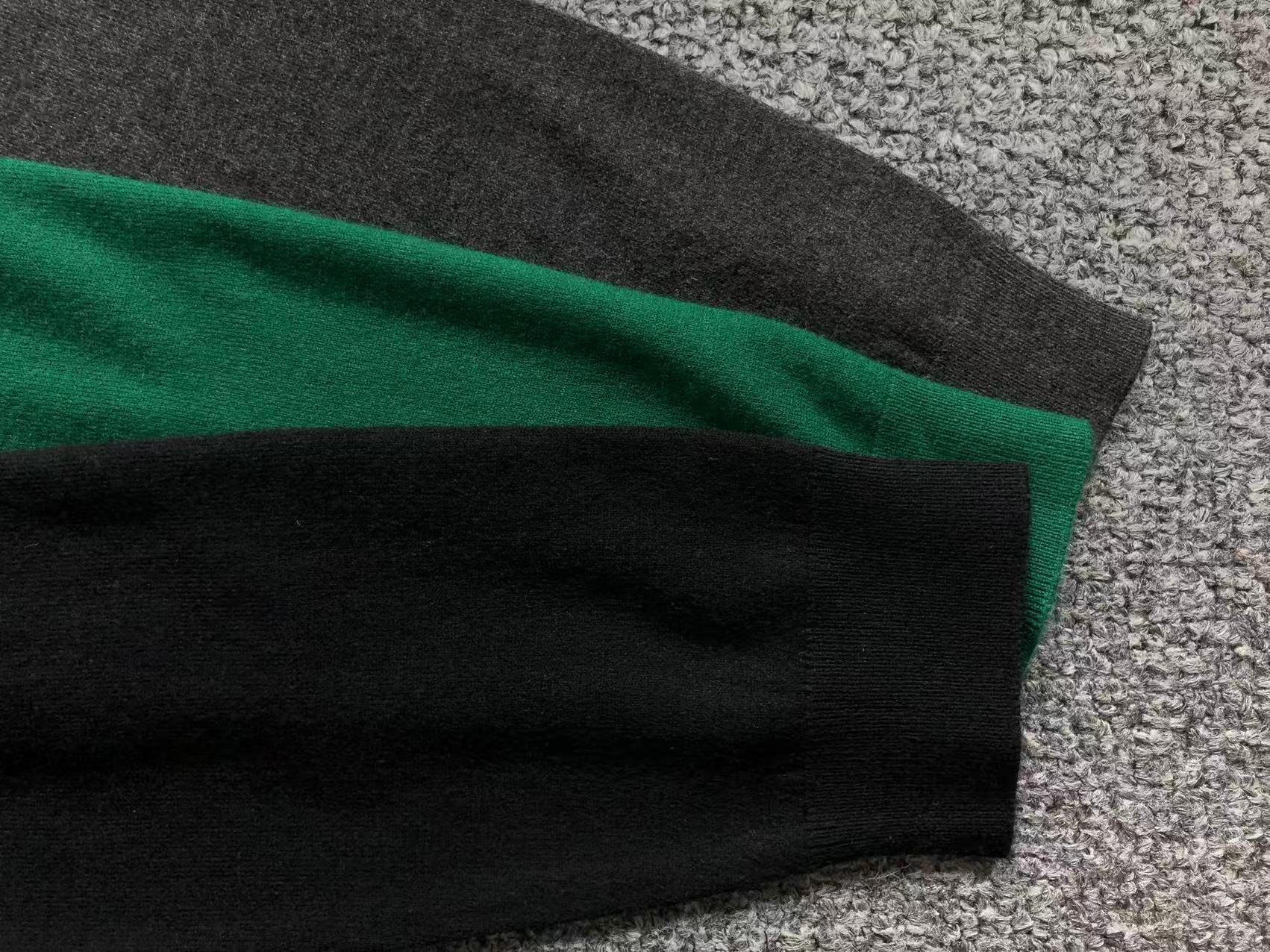 L - SWEATER