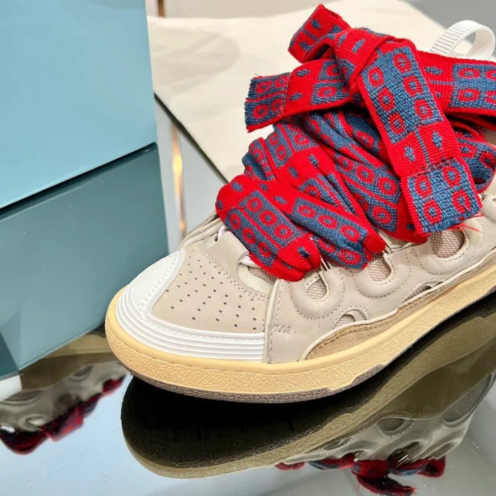 L - SNEAKERS