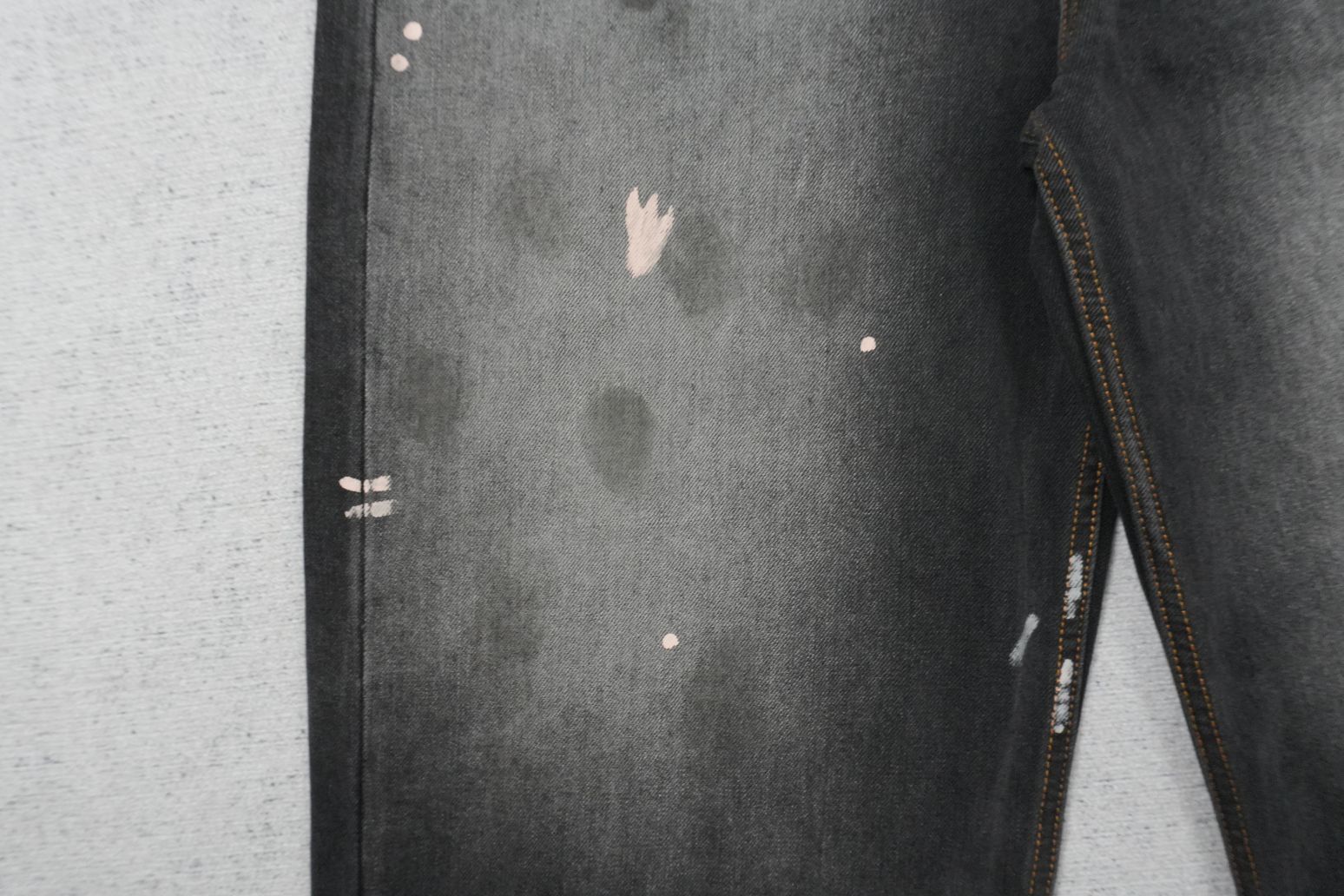 A - JEANS