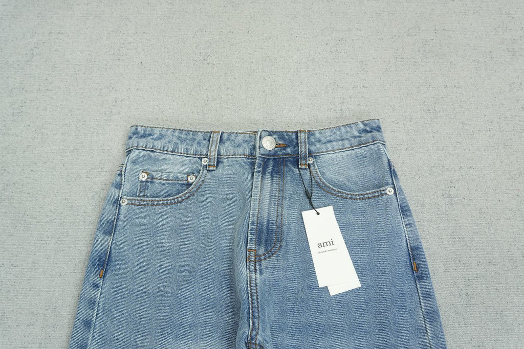 A - JEANS