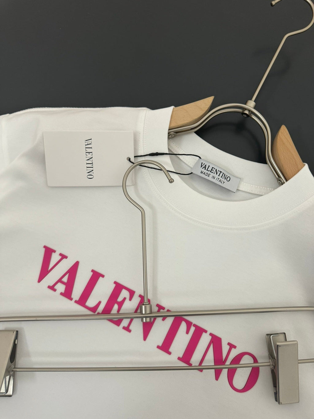V - TSHIRT