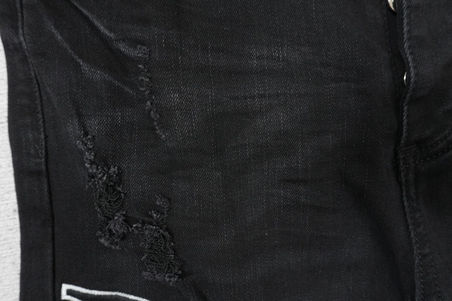 A - JEANS