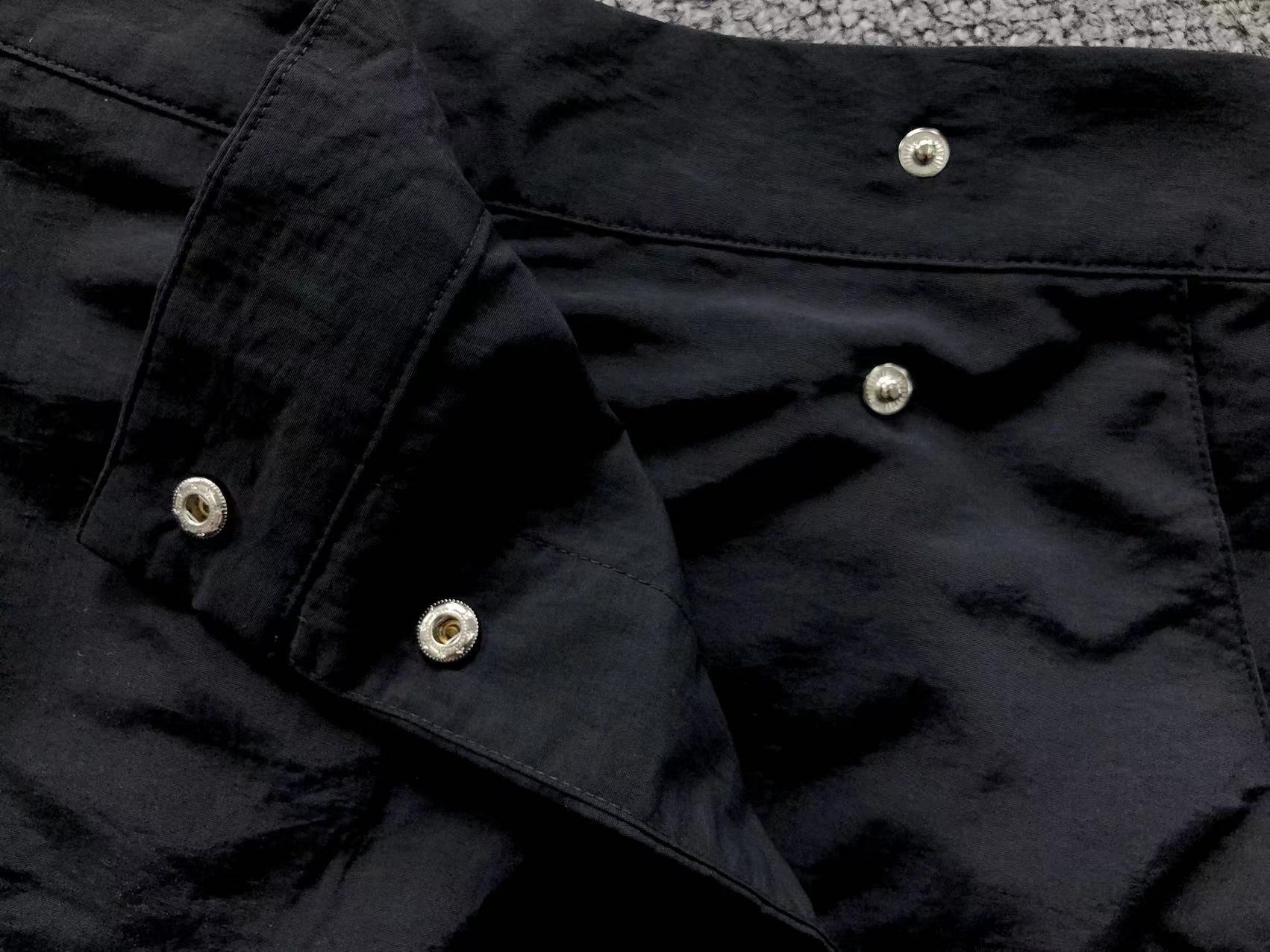 N - SHORTS