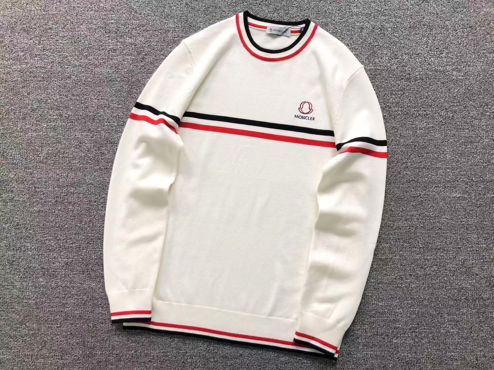 M - SWEATER