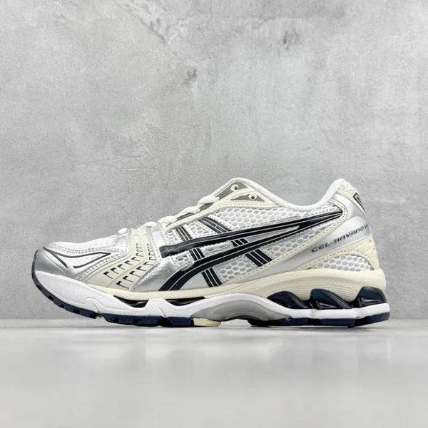A - SNEAKERS