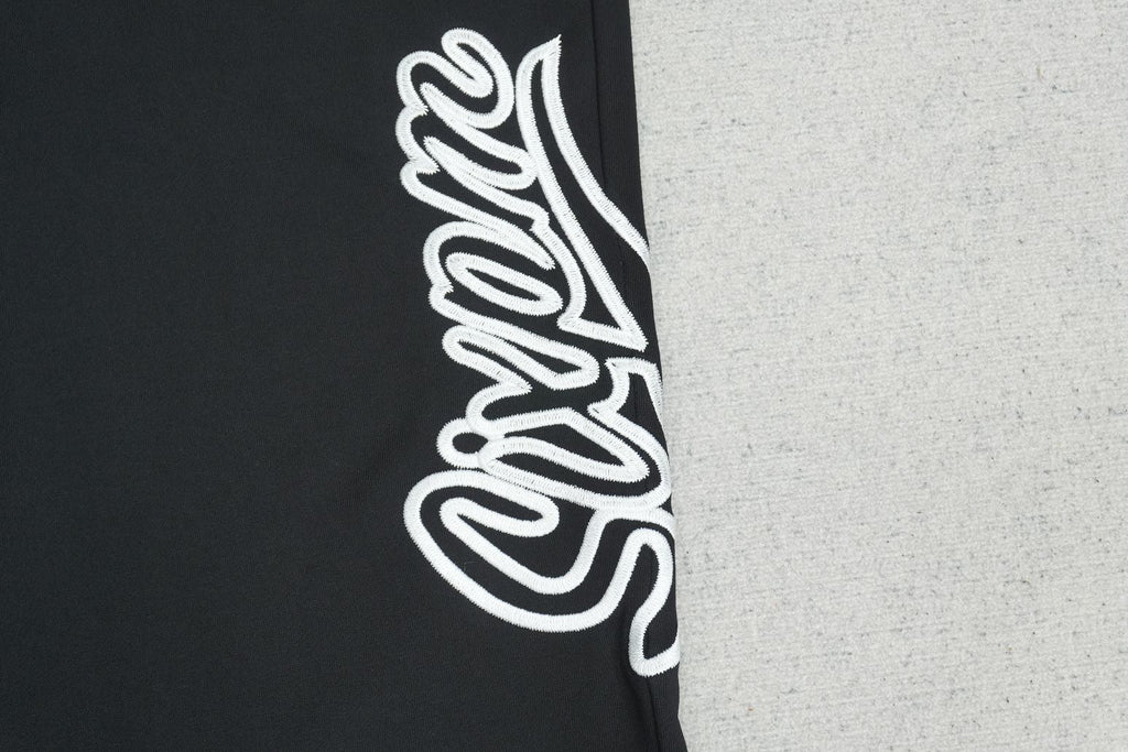 S - SWEATPANTS