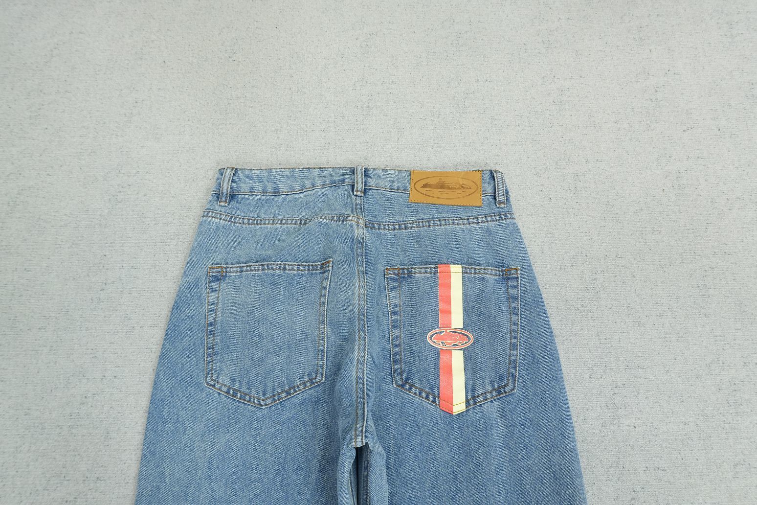 C - JEANS