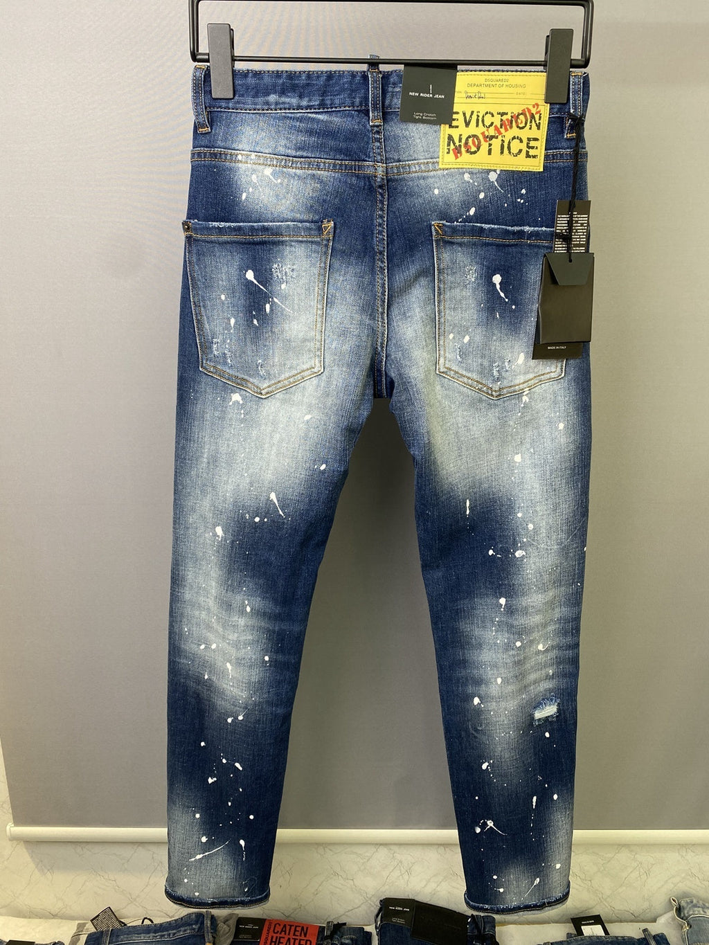 D - JEANS