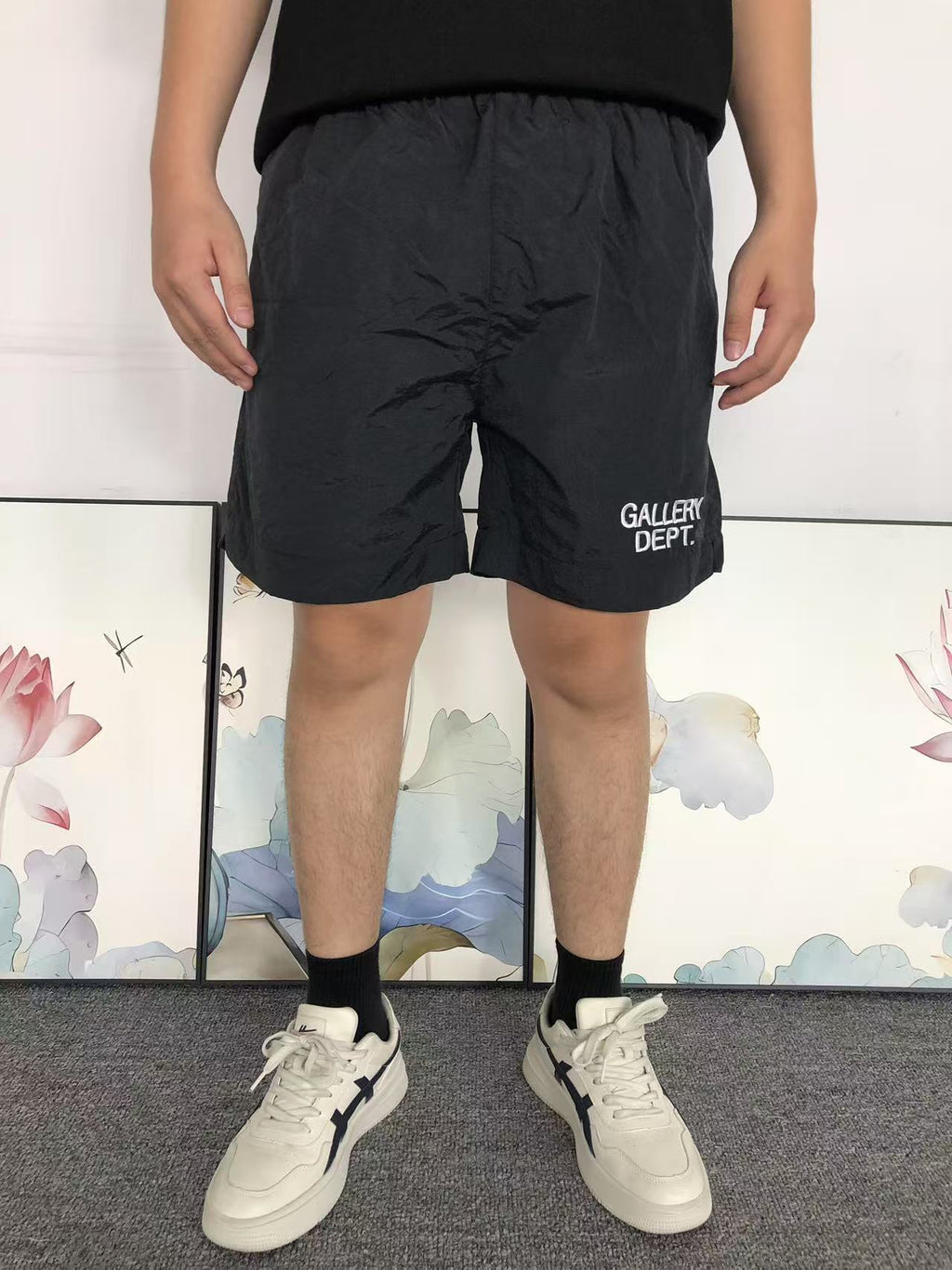 G - SHORTS