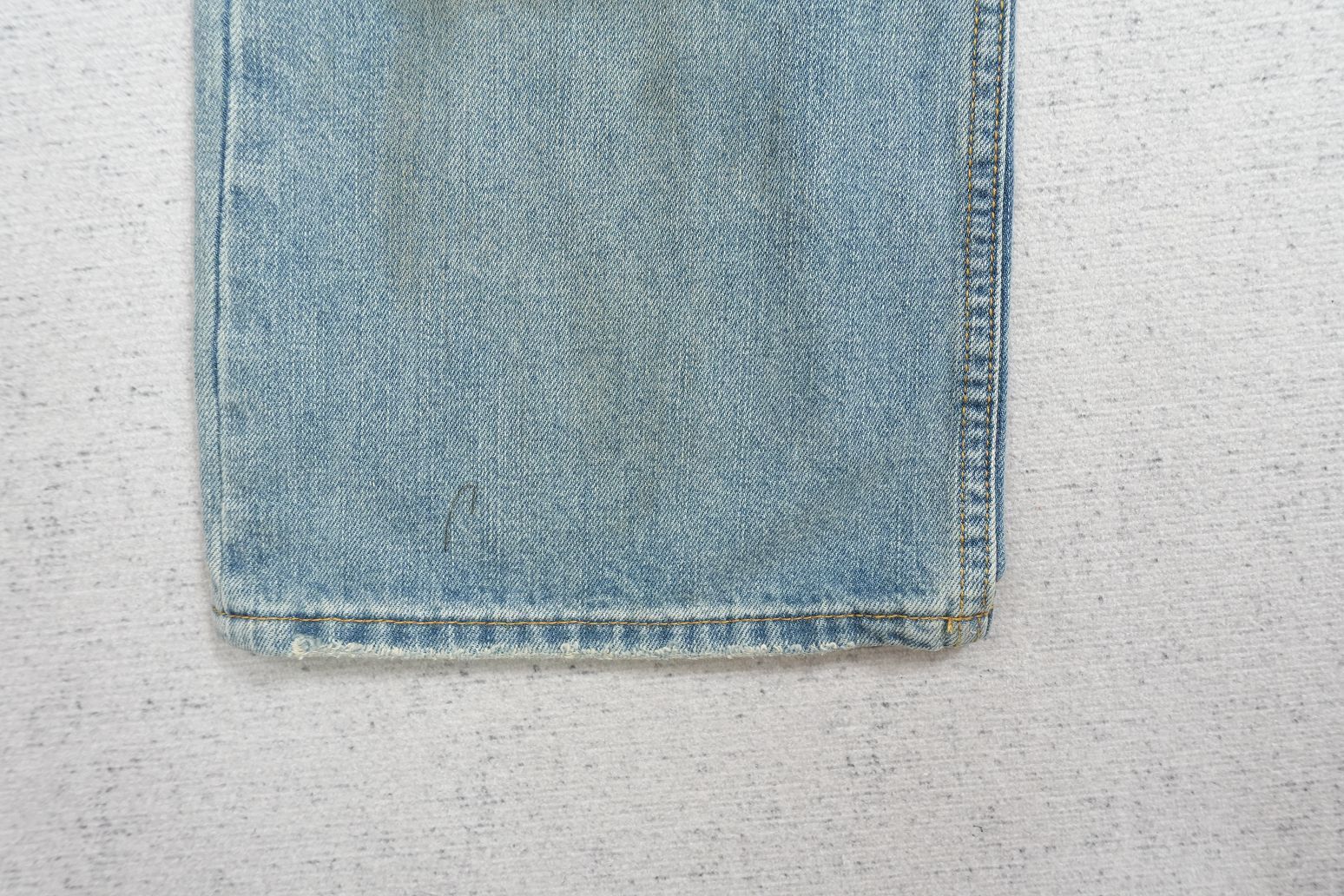 A - JEANS