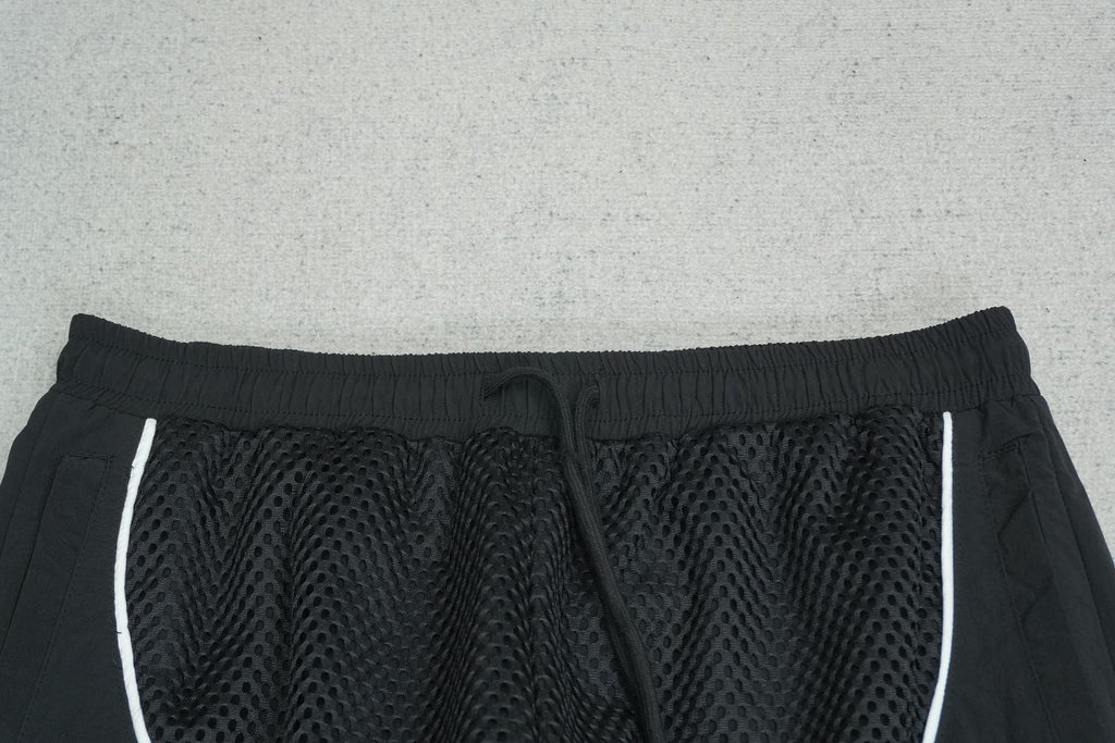 C - SWEATPANTS