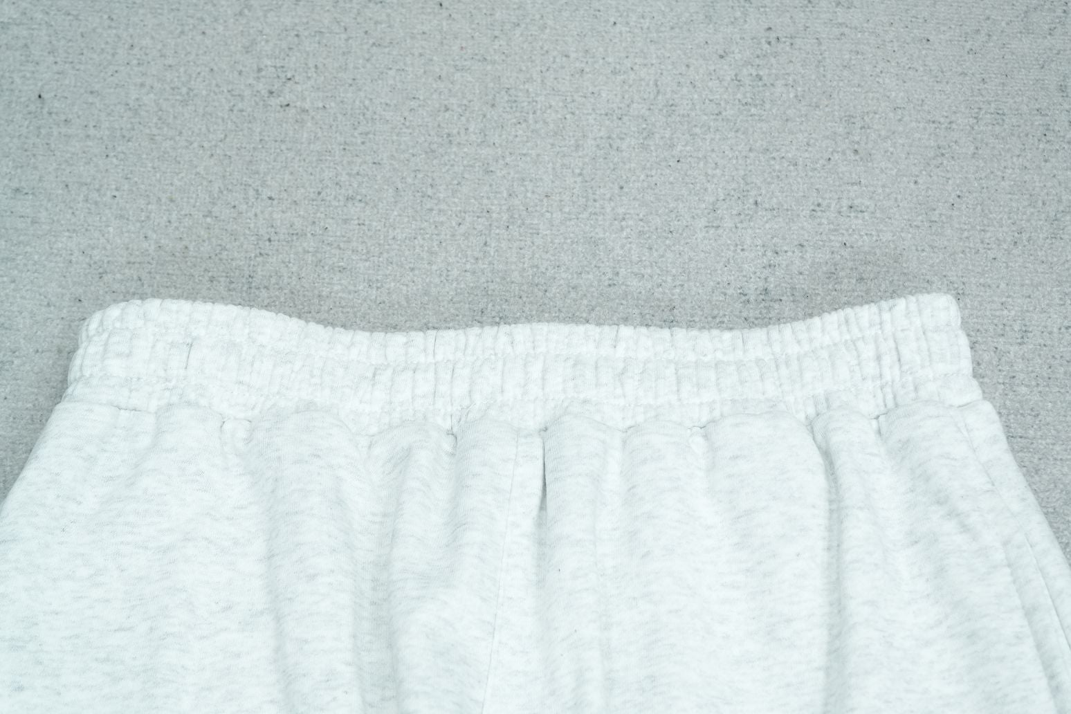 H - SWEATPANTS