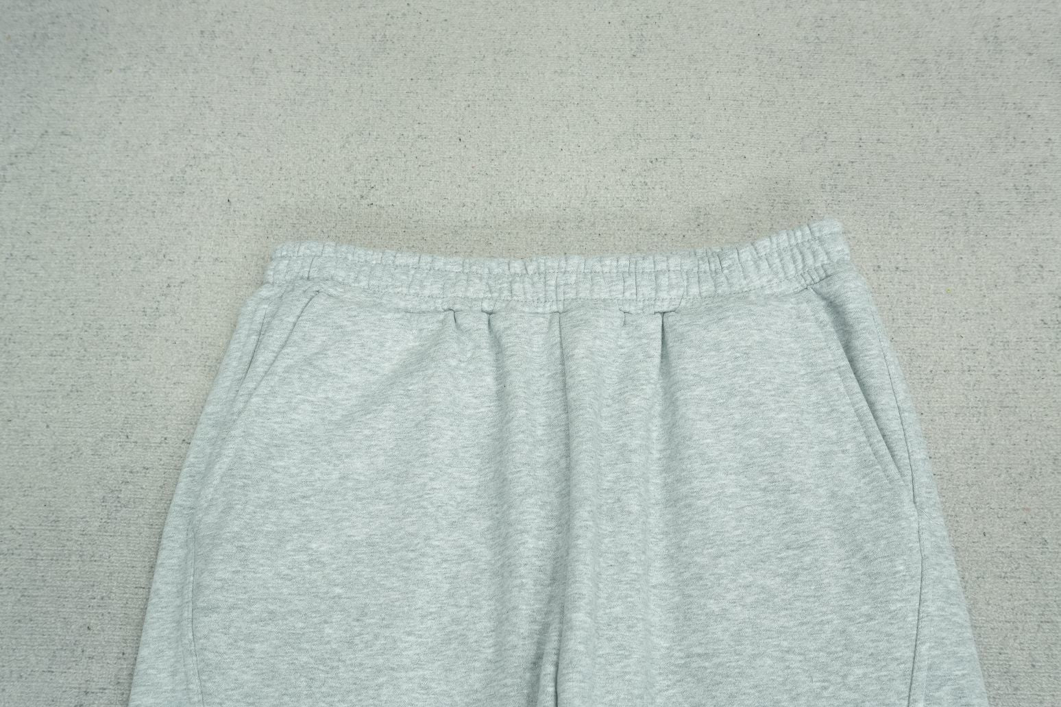 M - SWEATPANTS