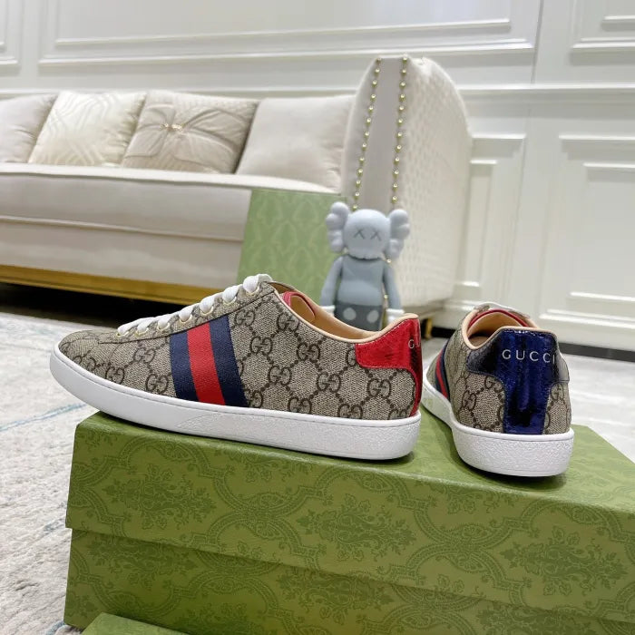 GG - SNEAKERS