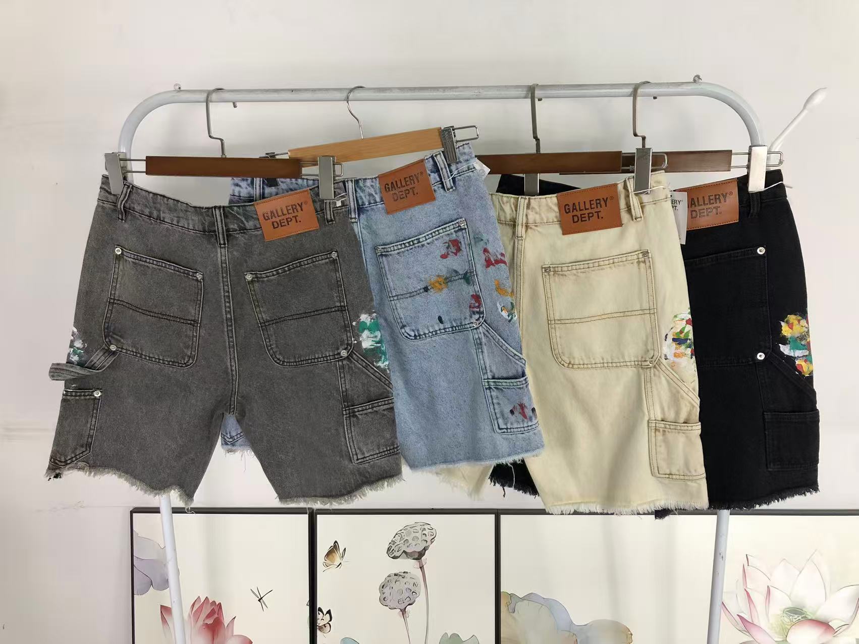 G - SHORTS