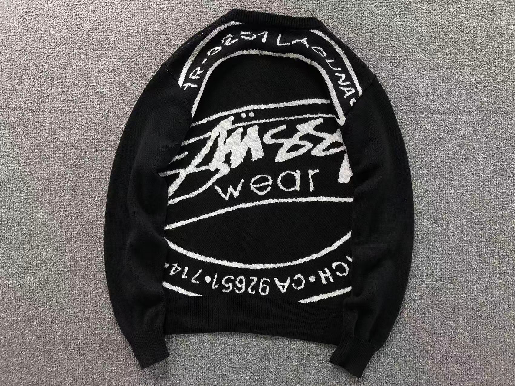 S - SWEATER