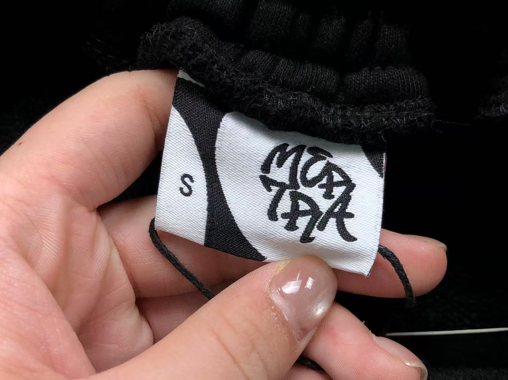 M - SHORTS