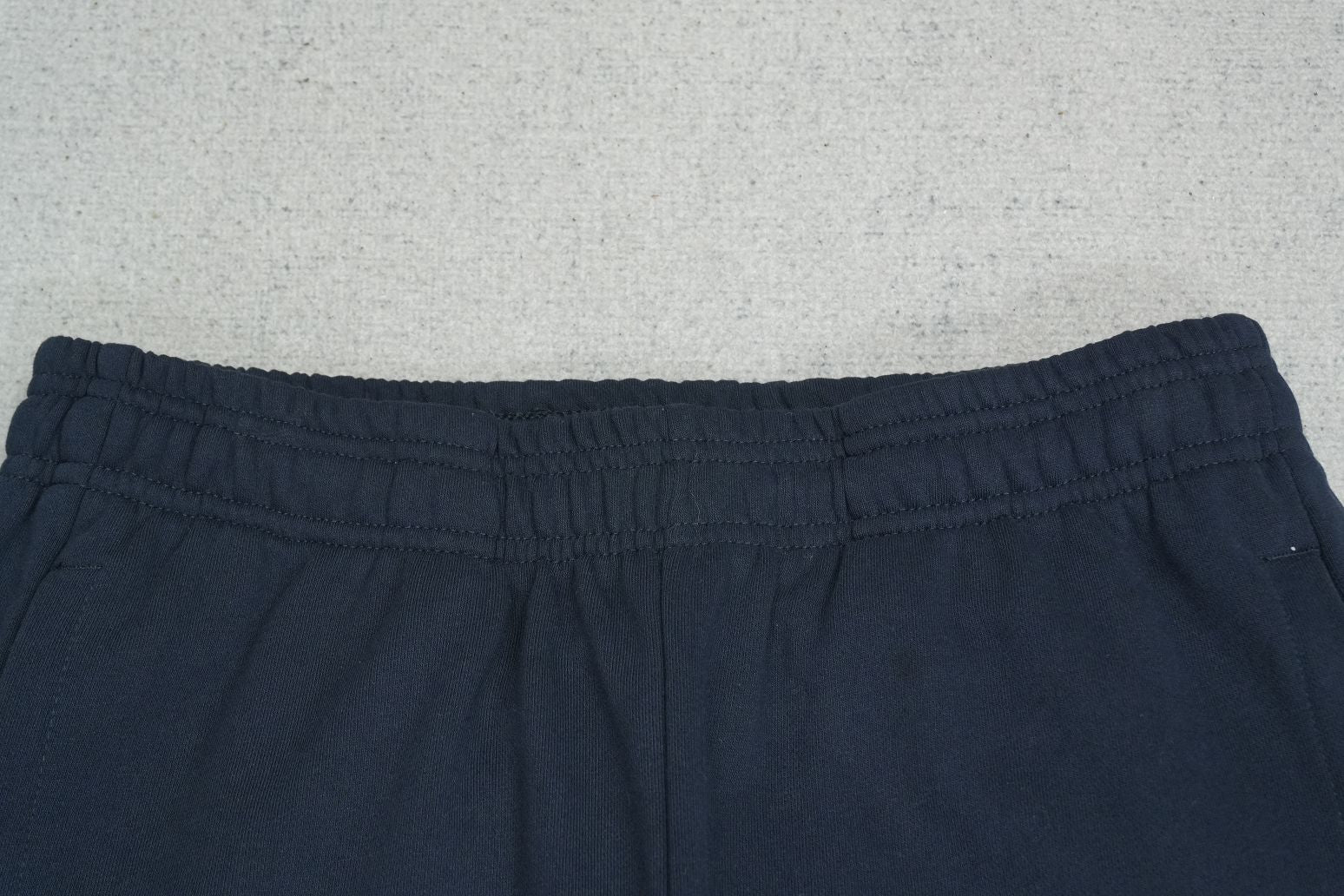 C - SWEATPANTS