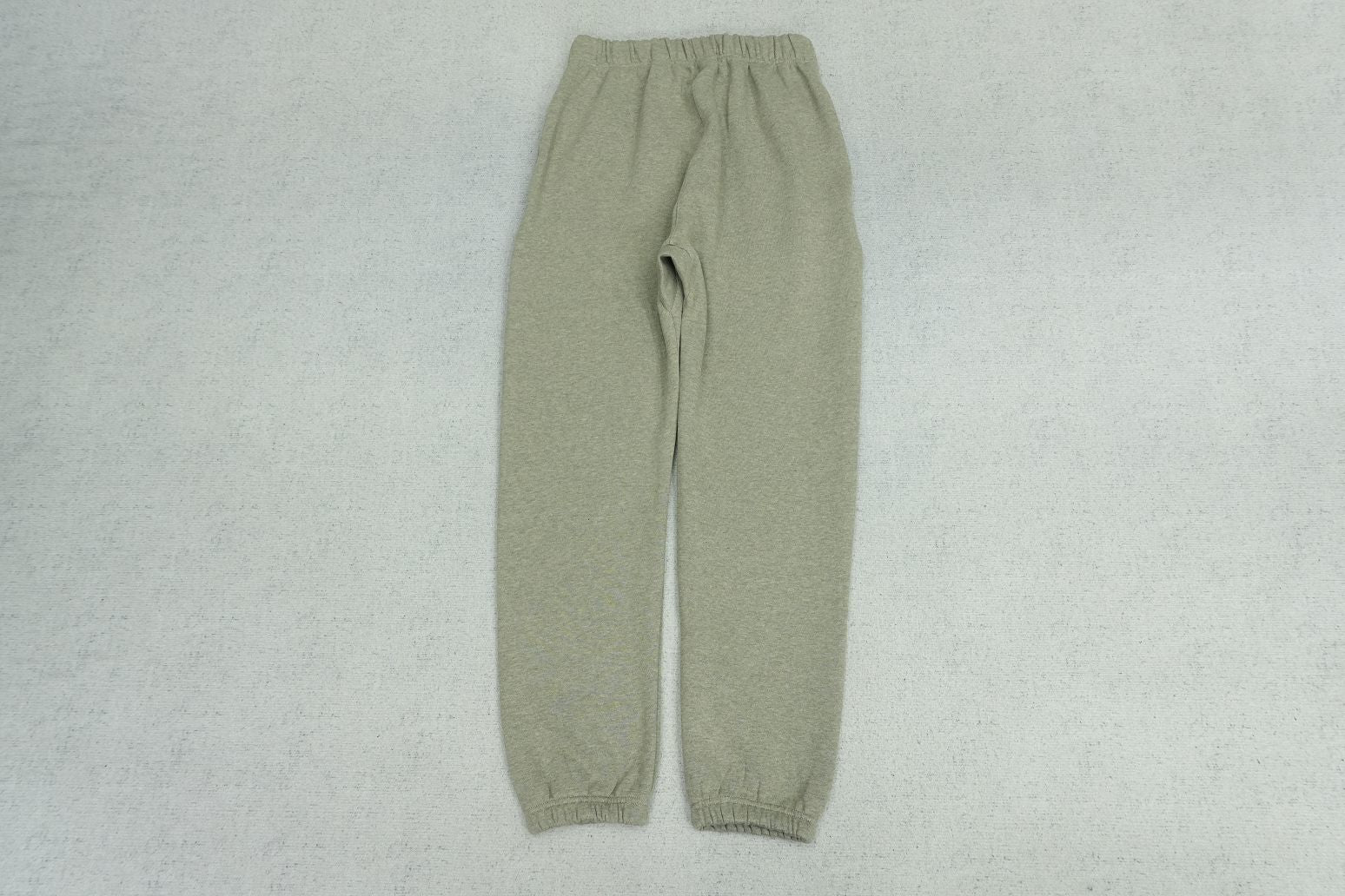 F - SWEATPANTS