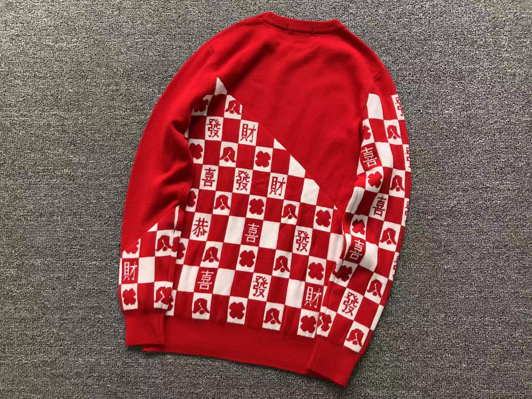 L - SWEATER