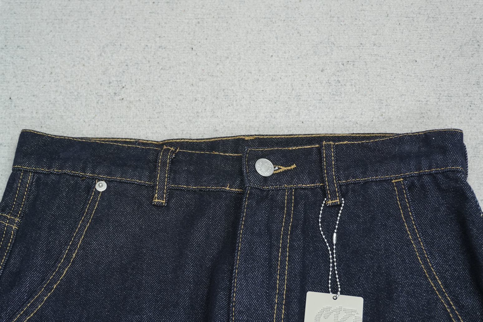 M - JEANS