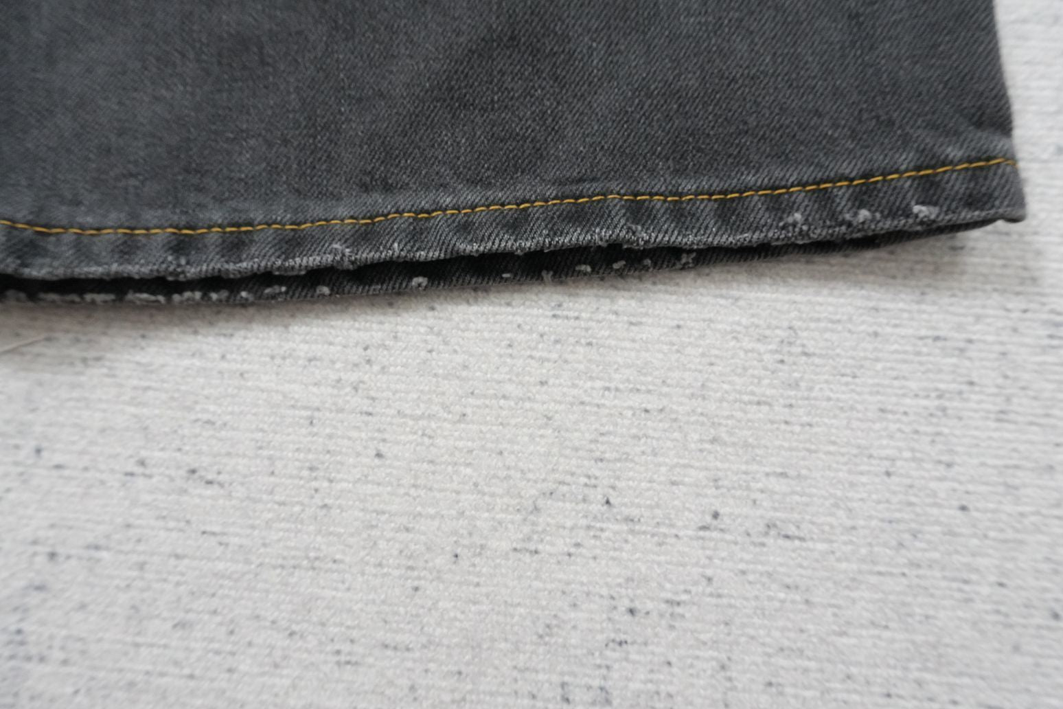 A - JEANS