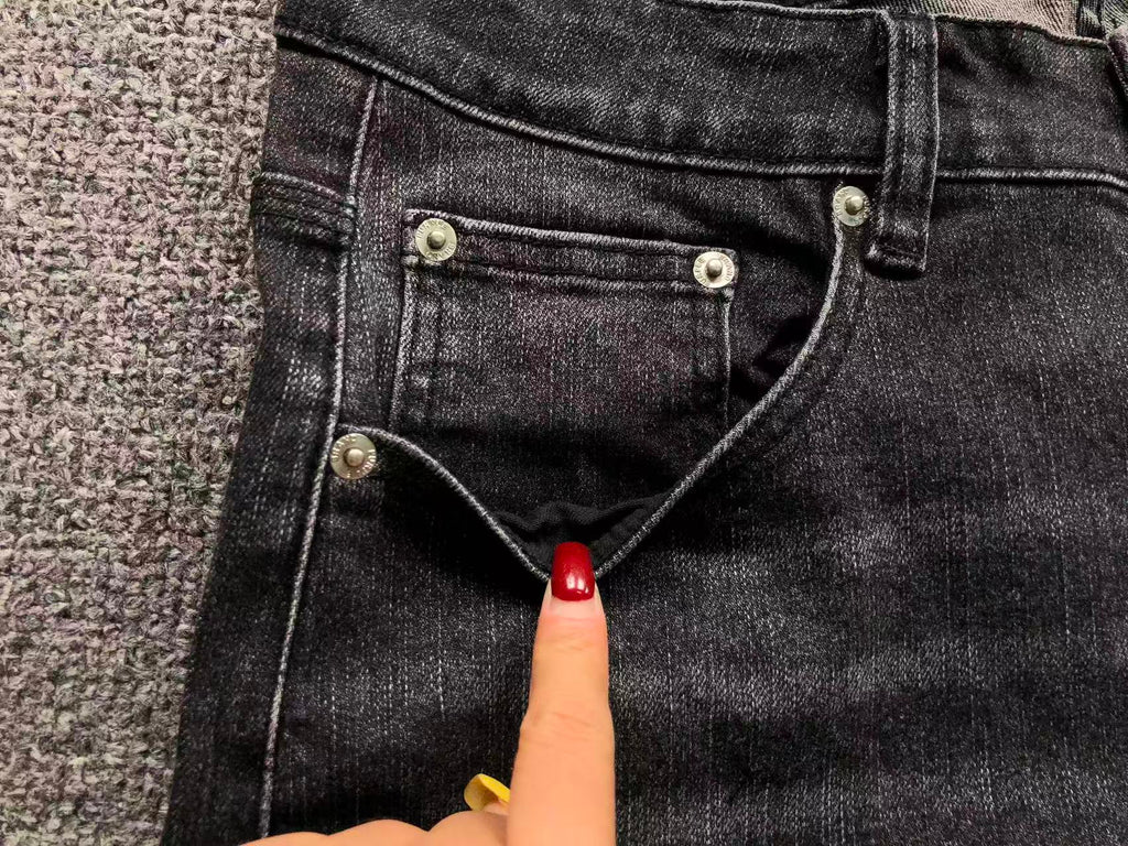 P - SHORTS