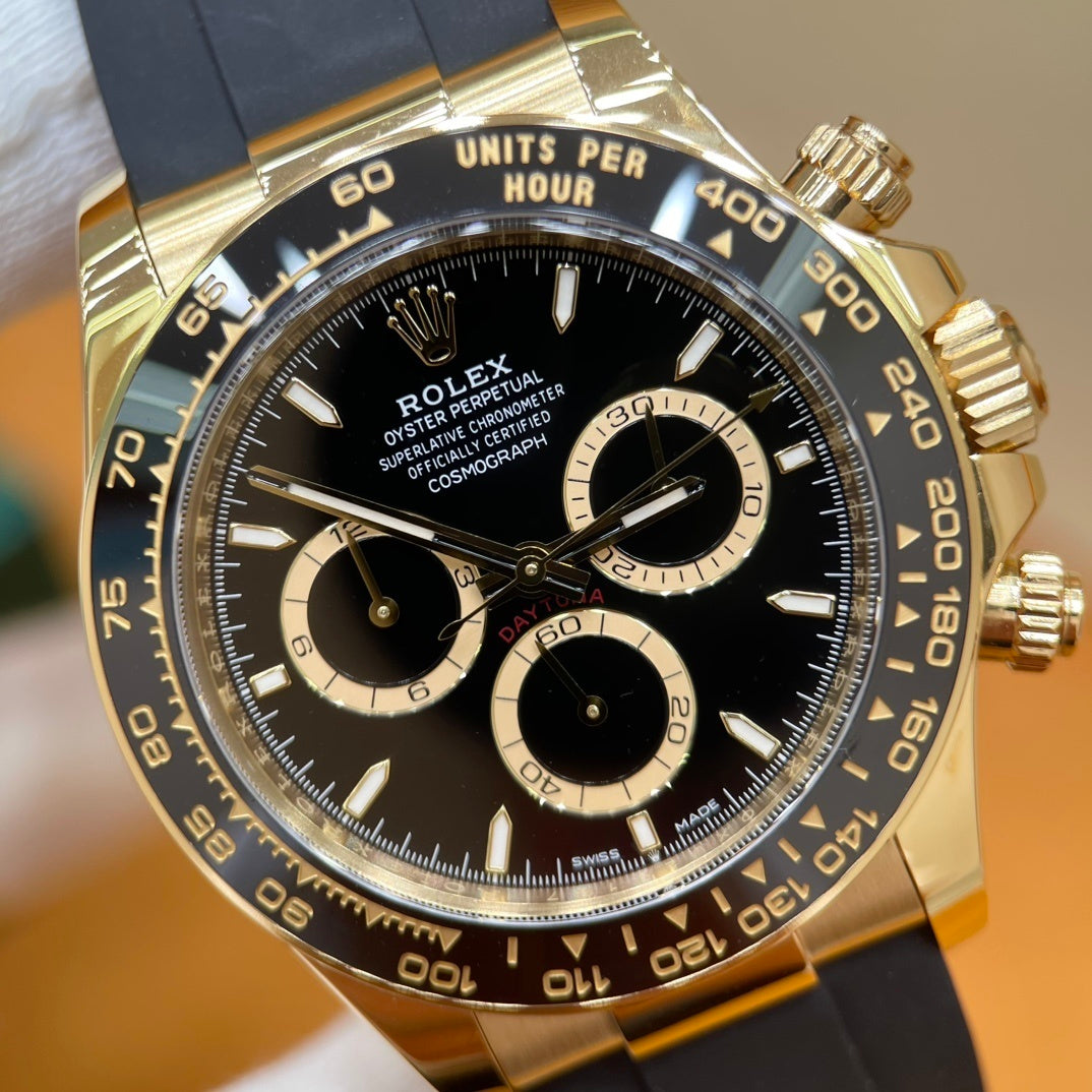 M - Watch