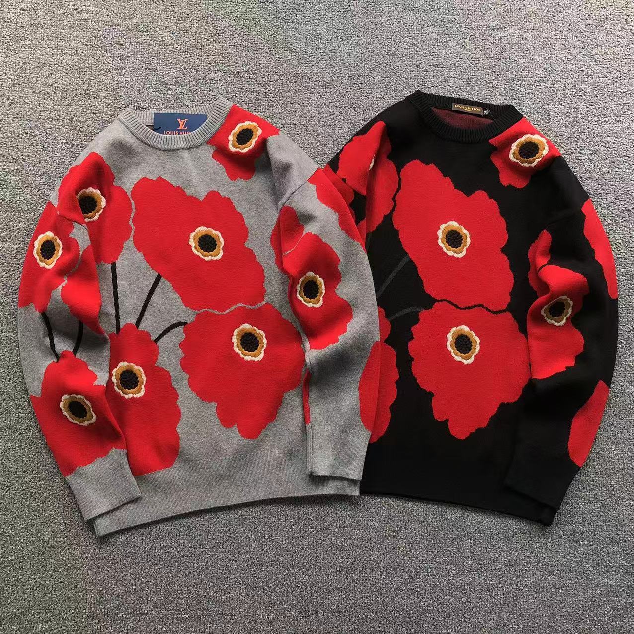 L - SWEATER