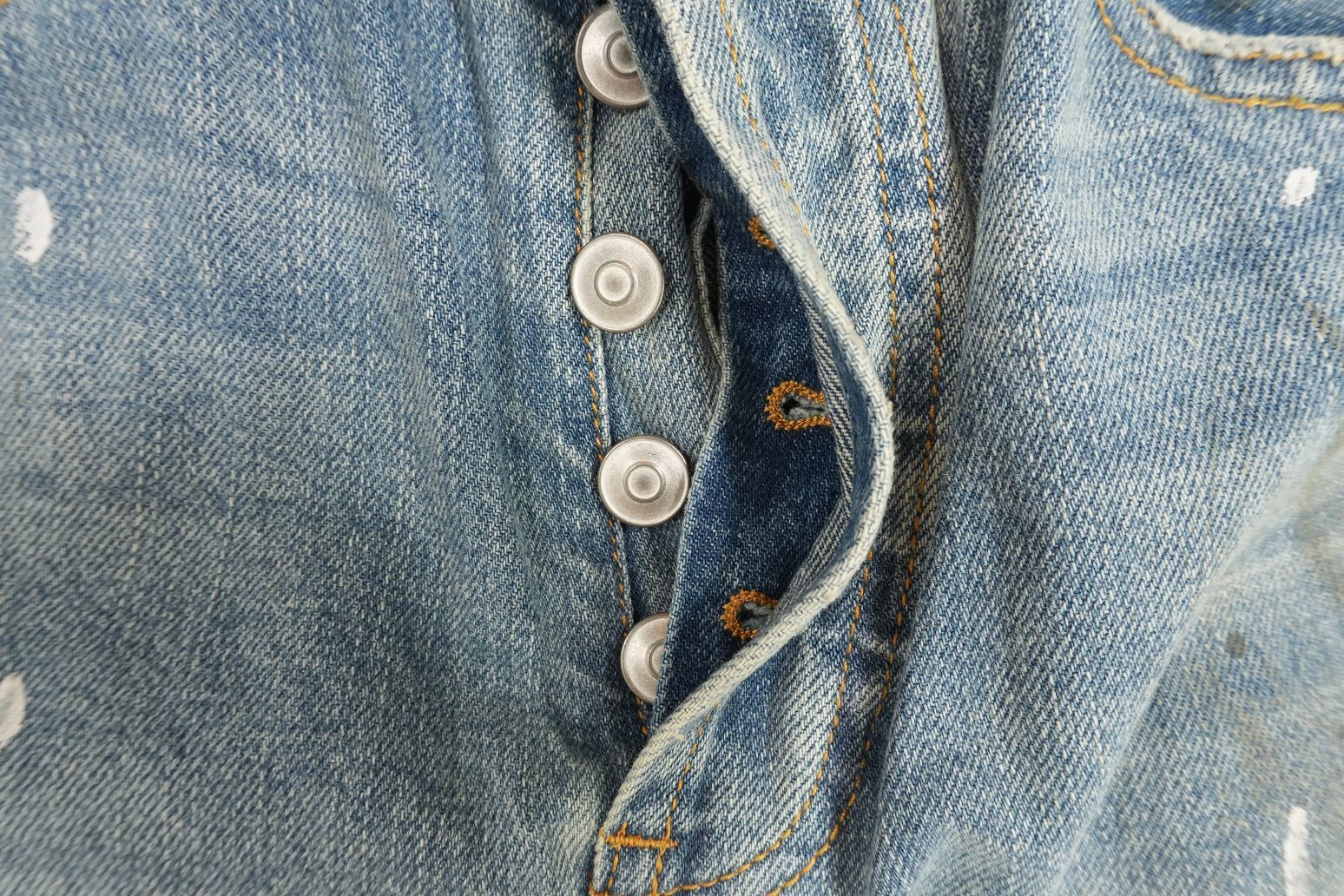 A - JEANS