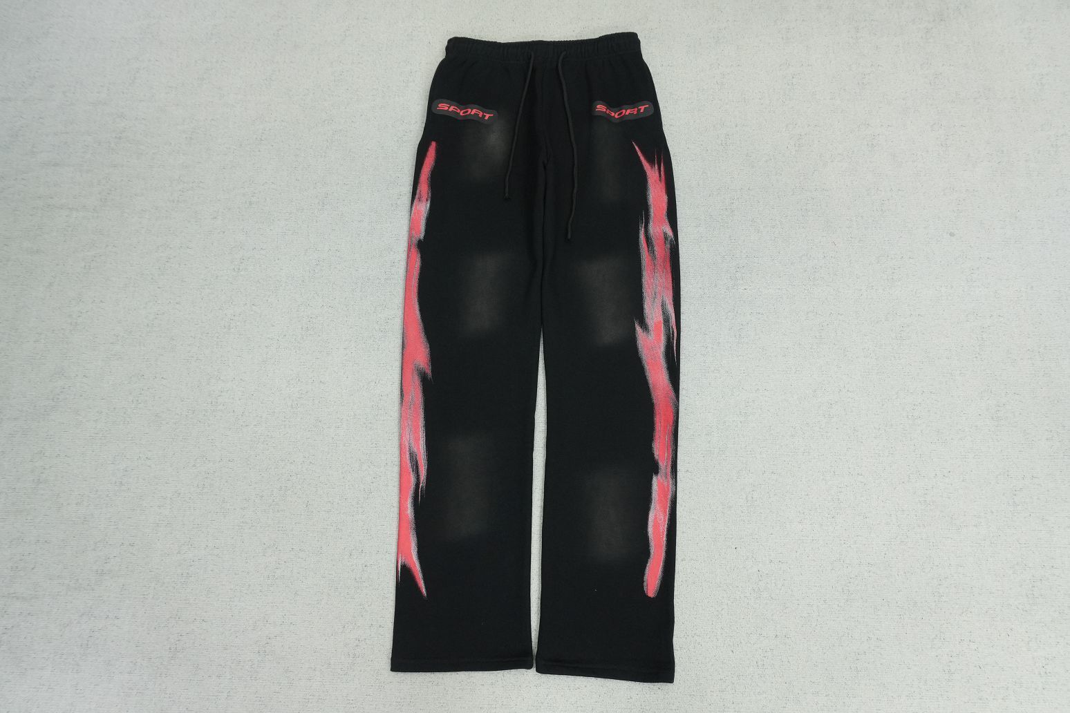 H - SWEATPANTS