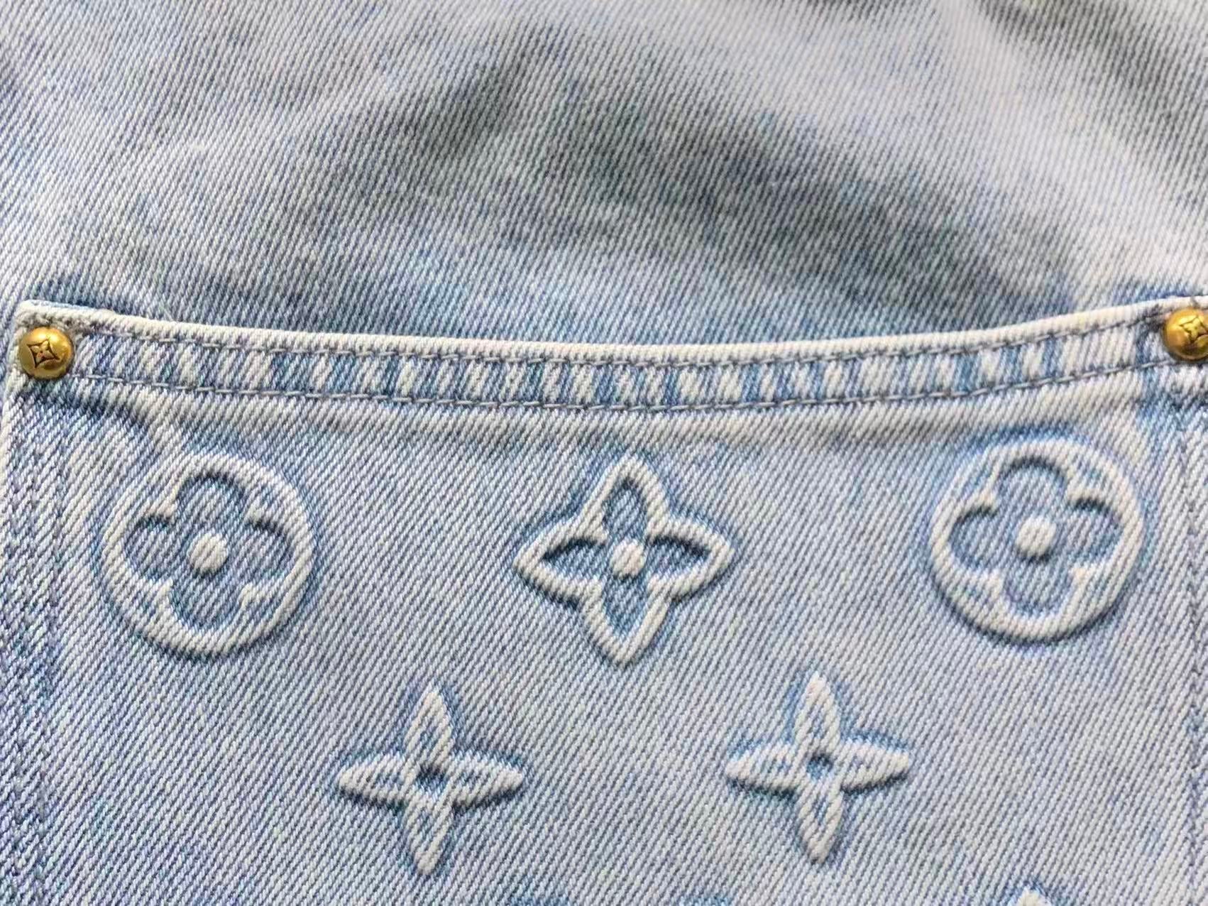 L - SHORTS