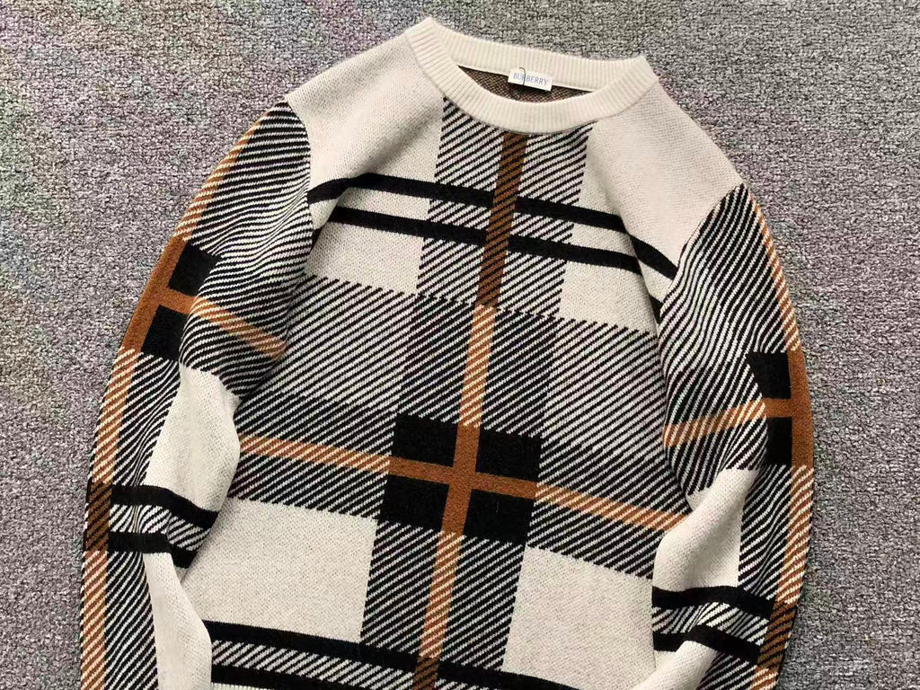 B - SWEATER