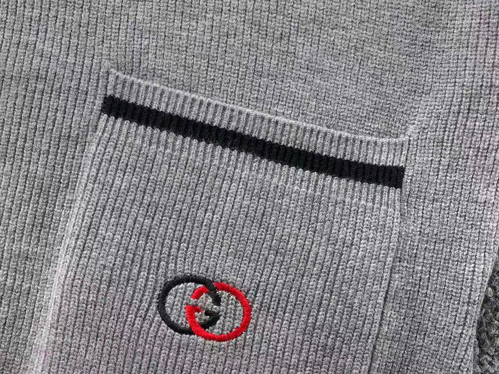 GG - SWEATER