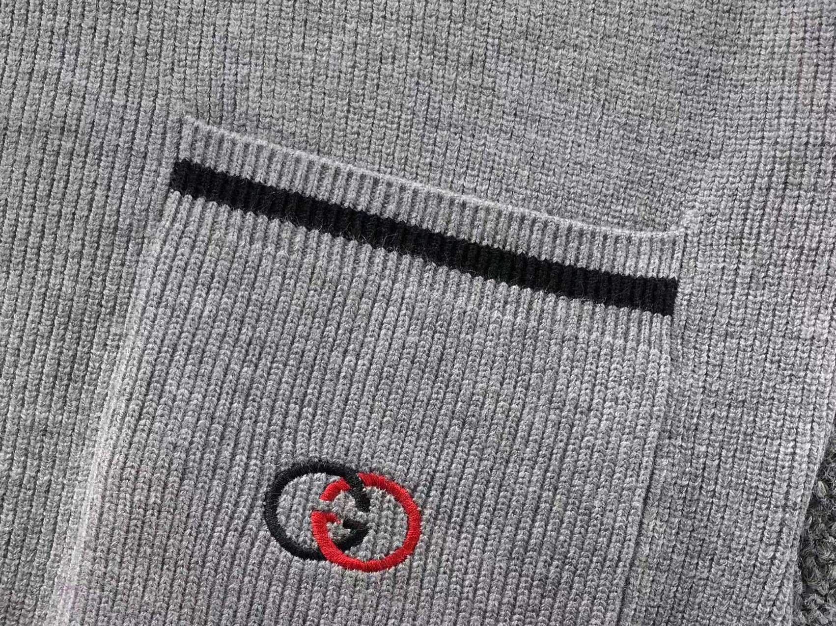 GG - SWEATER