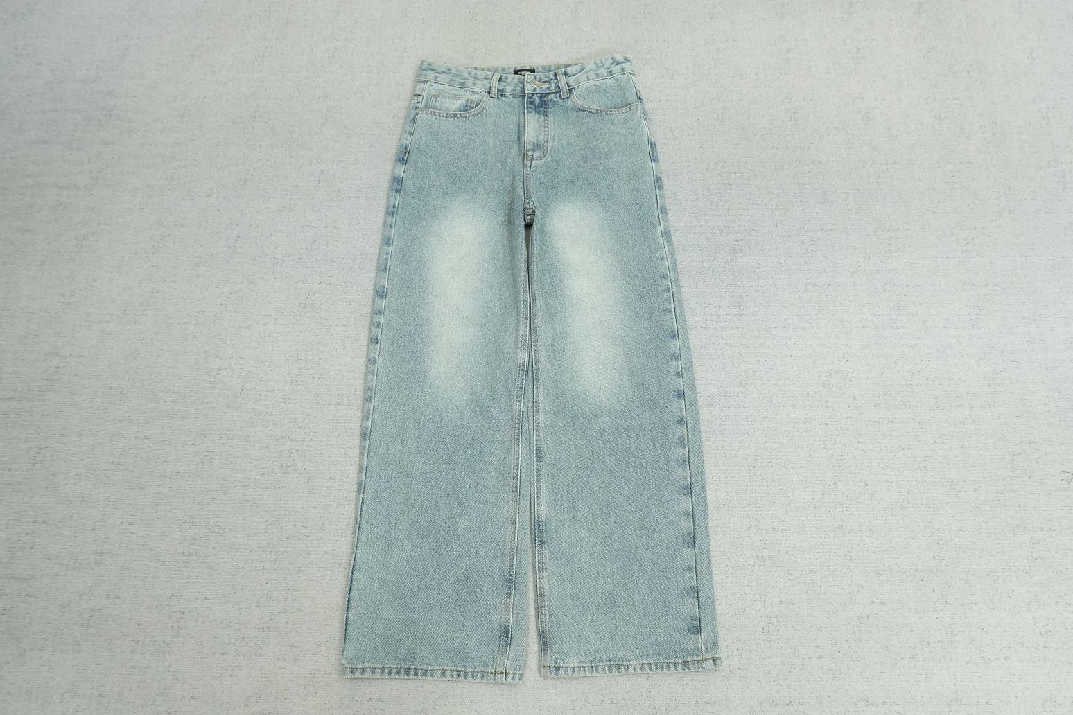 W - JEANS