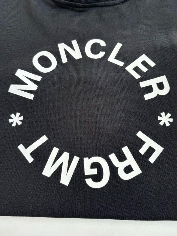 M  - SWEATER