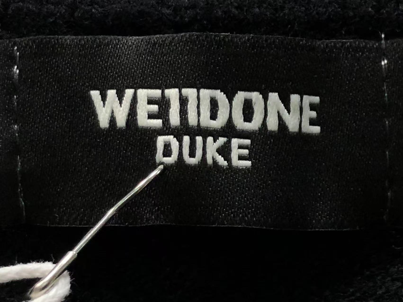 W - SWEATER