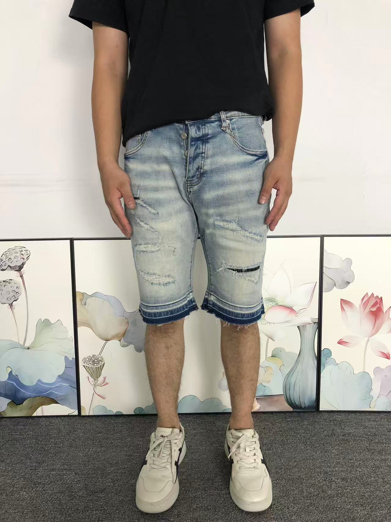 P - SHORTS