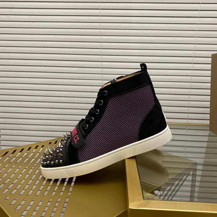 A - SNEAKERS