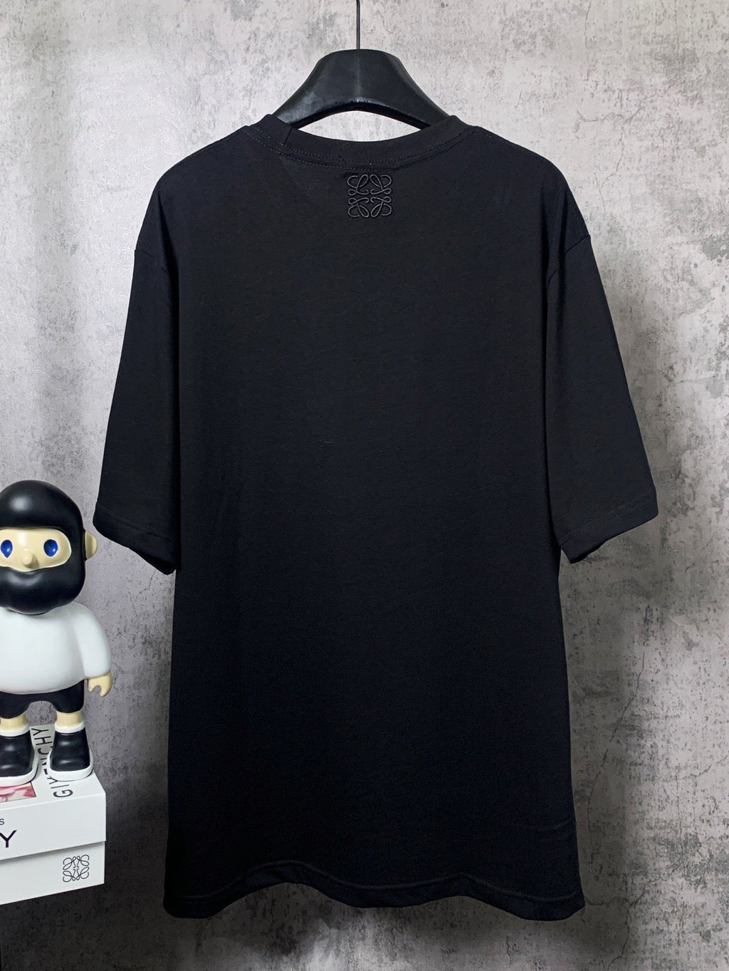 L - TSHIRT