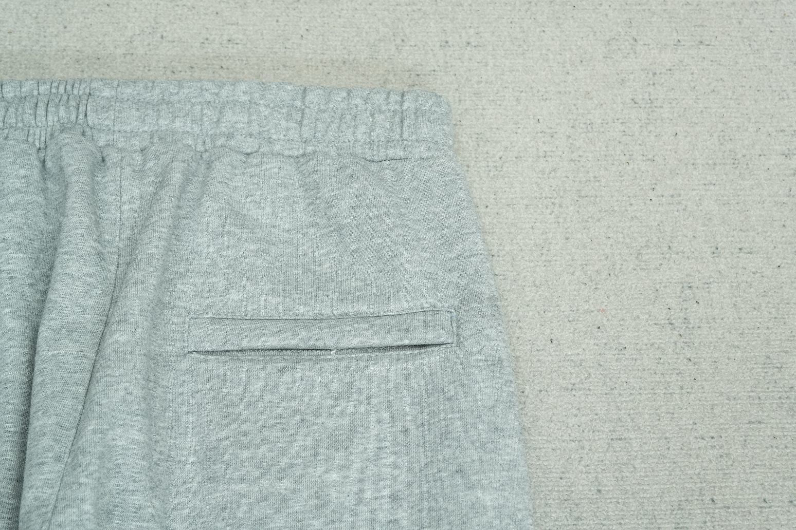 C - SWEATPANTS