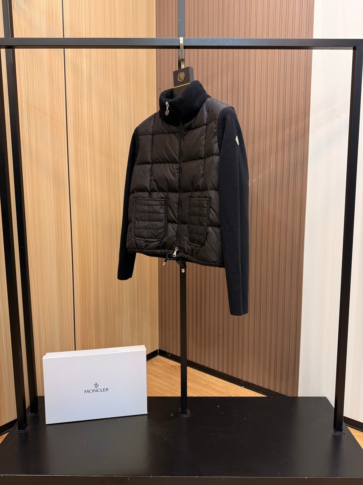 S - CARDIGAN