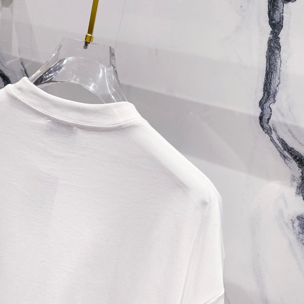 V - TSHIRT