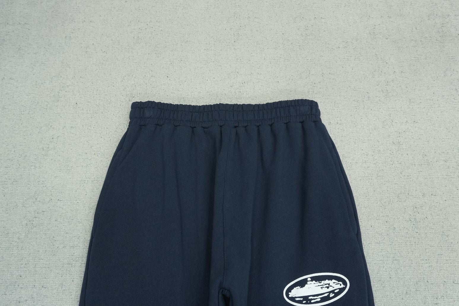 C - SWEATPANTS