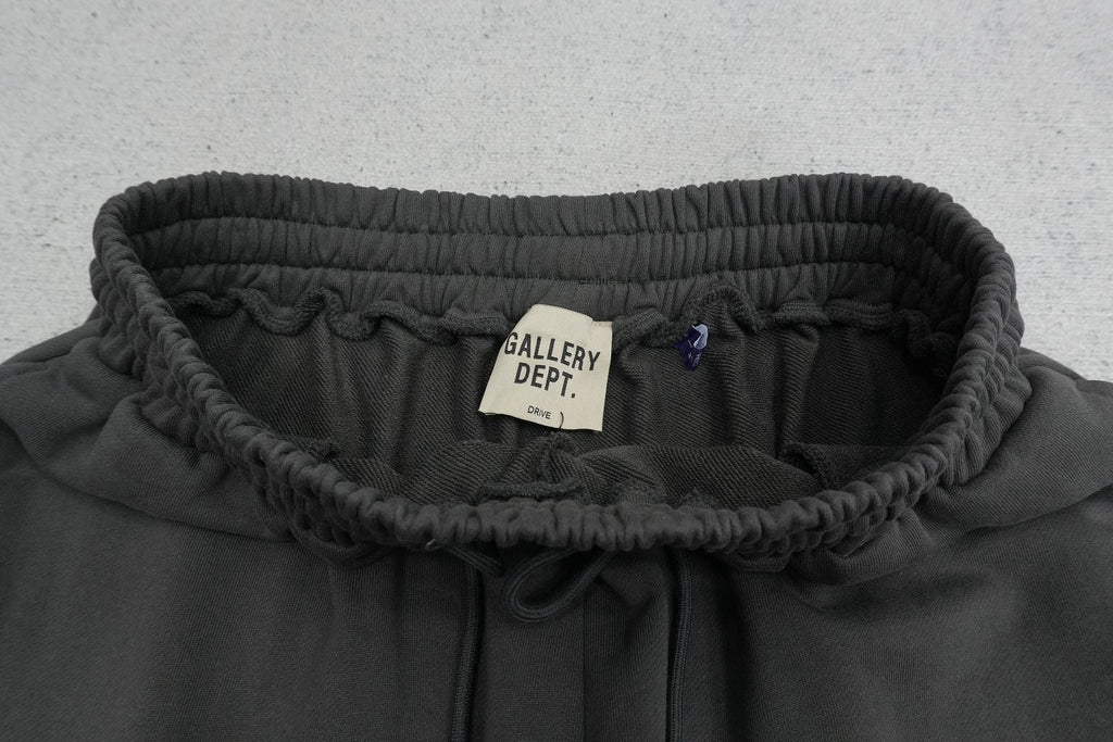 G - SWEATPANTS