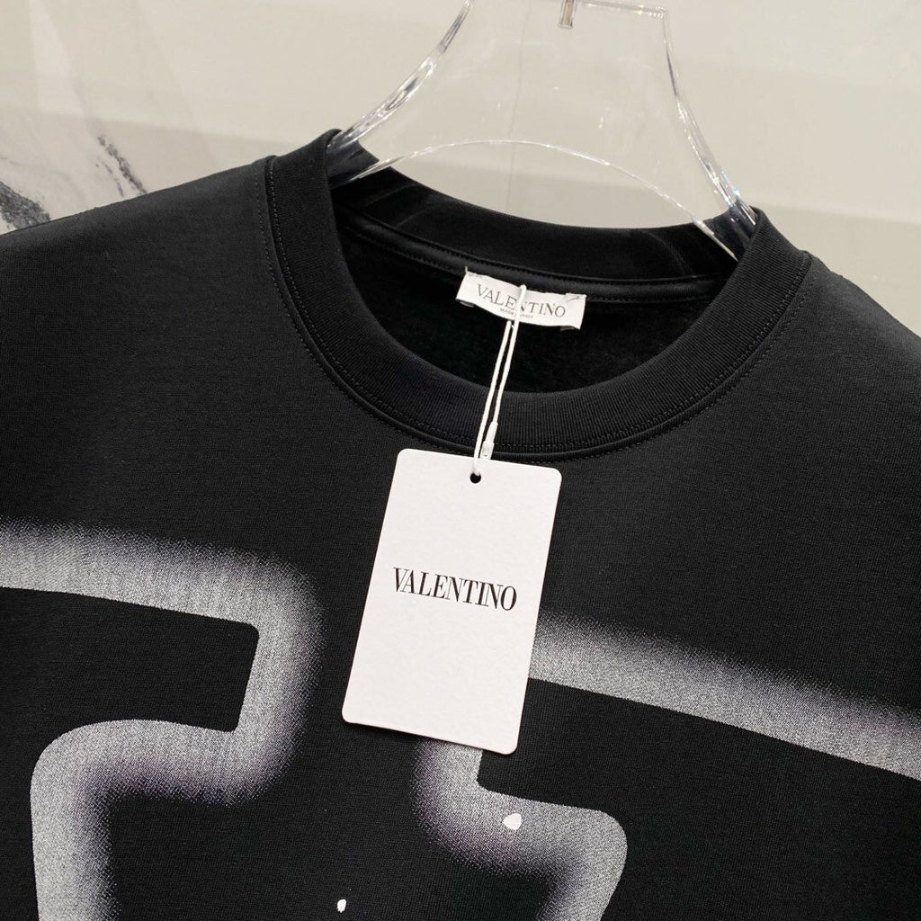 V - TSHIRT